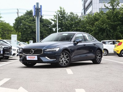 沃尔沃S60最新价格2025款与配置的完美平衡