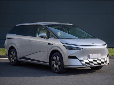小鹏X9新款价格2025款多少钱？购车攻略在此