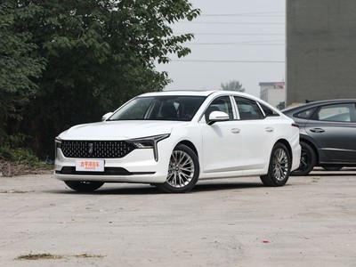 奔腾B70 2025新款价格大起底，买车超详细！