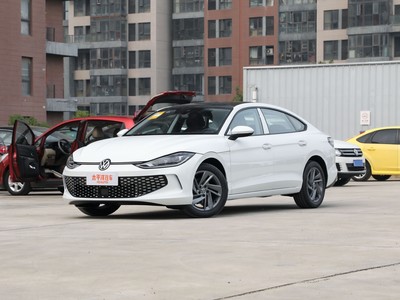 凌渡价格，最低售价10.89万起，赶紧行动