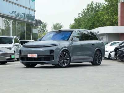 理想L8新车报价2025款与配置的完美平衡