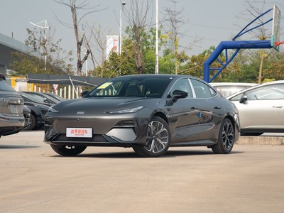银河E8多少钱？如何挑选性价比高的车