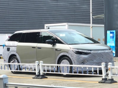 小鹏X9新款价格2025款多少钱？购车攻略全解析