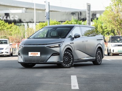 小鹏X9 2025新款价格，买车前的全方位指南