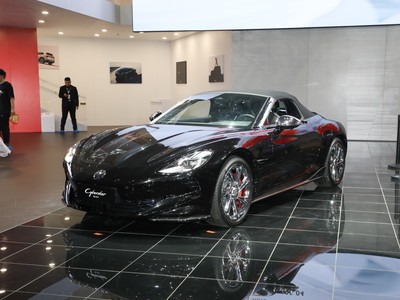 MG Cyberster多少钱？全方位对比助你选车